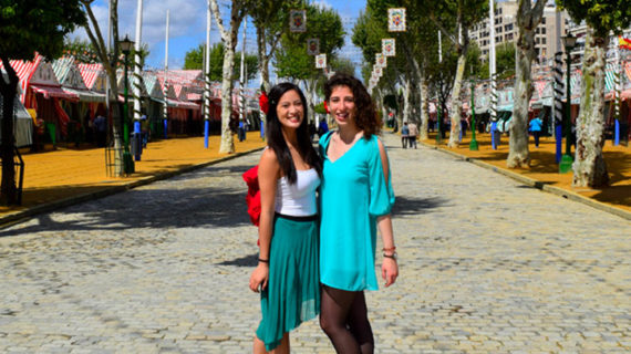 BSIB students Elodie Kwan and Julia Fisher visit Seville
