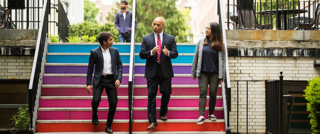 martin dias with students