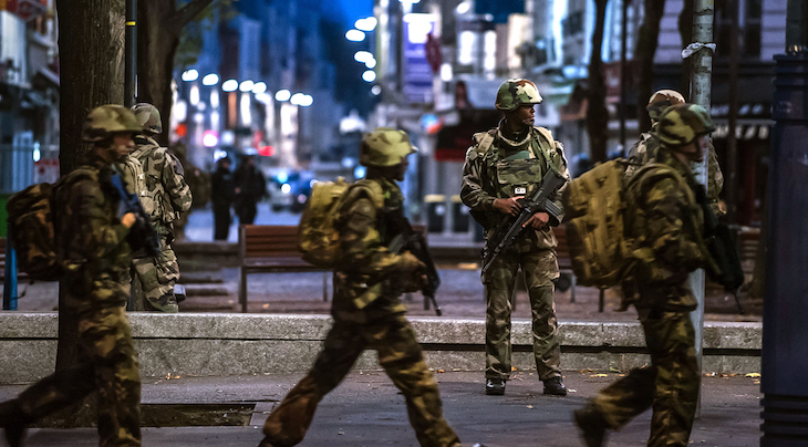 Saint-Denis: Anti-Terrorist operation in Paris suburb