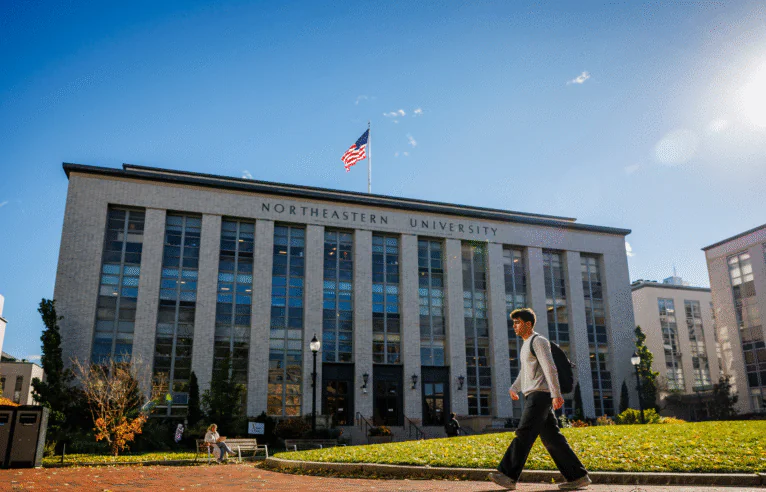 Comparing MBA programs: is the AI MBA or traditional MBA a better choice?
